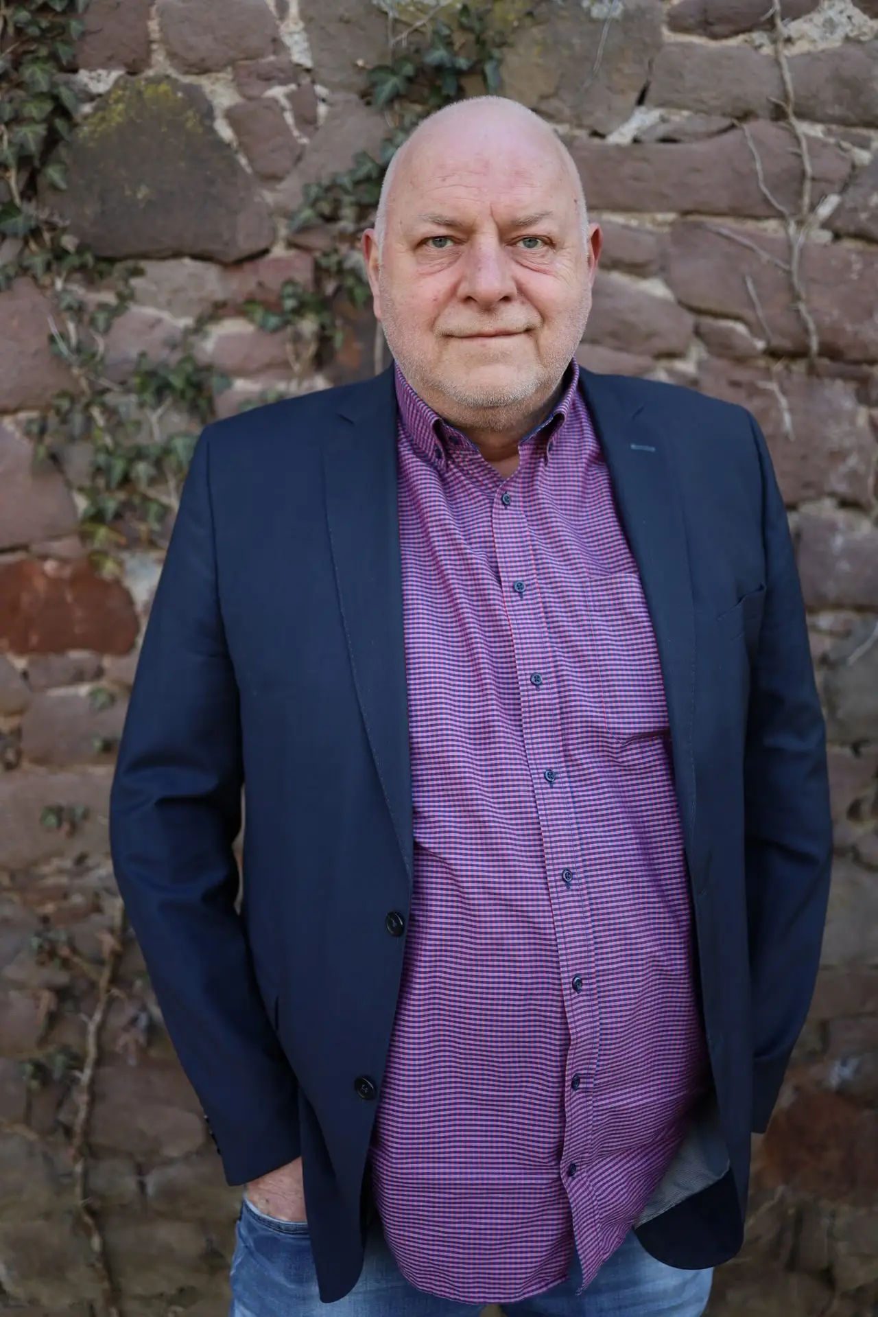 Holger Borchert im offenen Sakko